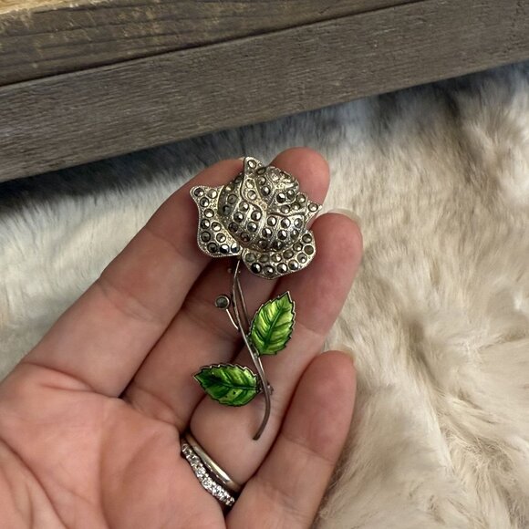 Vintage Pot Metal Flower Floral Rhinestone Enamel Brooch - Picture 4 of 7